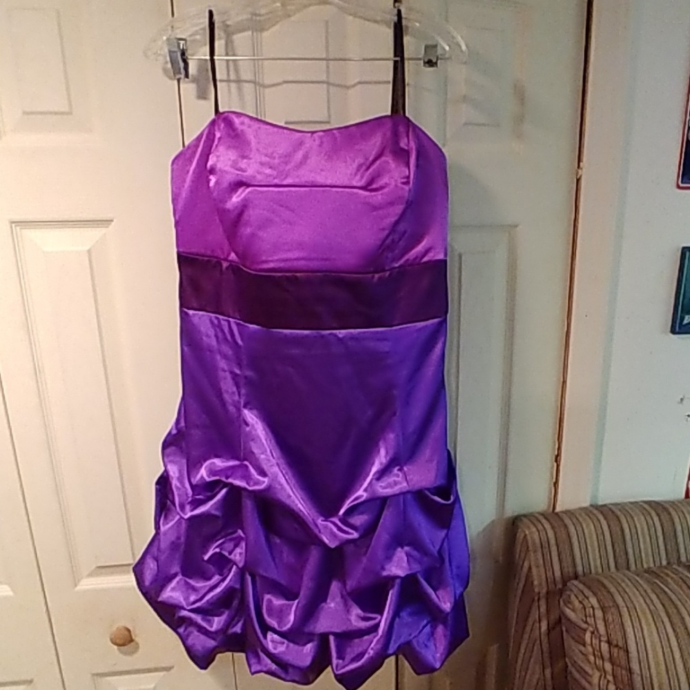Size 16 strapless purple cocktail dress